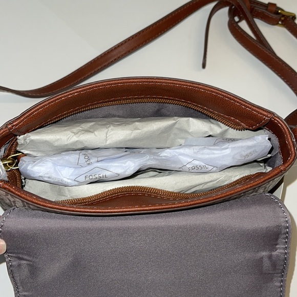 Fossil Women's Gabriella Printed PVC Small Flap Crossbody NWT - Picture 11 of 17